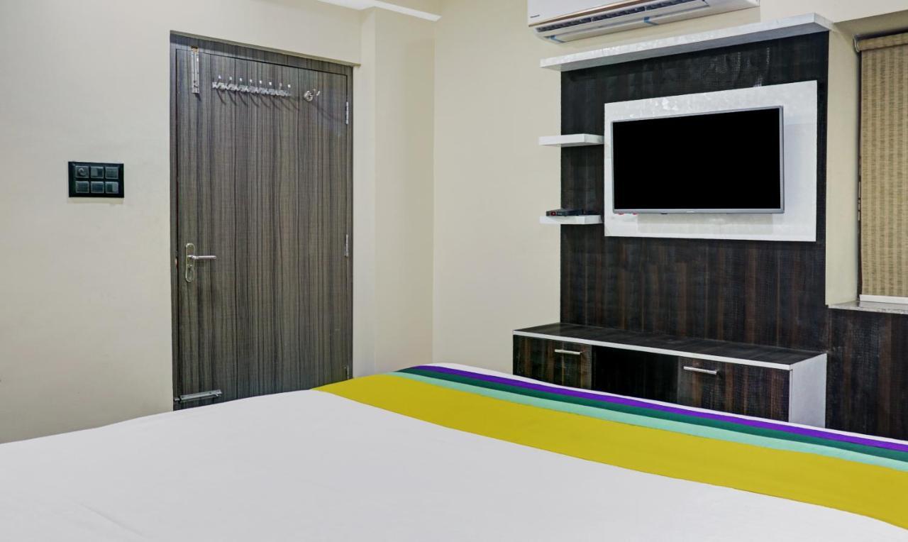 Itsy Hotels Cradle Regency Ранчи Екстериор снимка