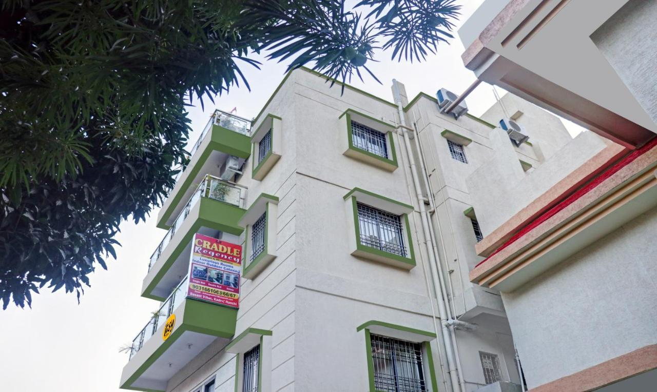 Itsy Hotels Cradle Regency Ранчи Екстериор снимка